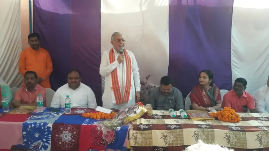 शाहजहांपुर: चाँदापुर में भाजपा के 44वें स्थापना दिवस कार्यक्रम पर बैठक का हुआ आयोजन