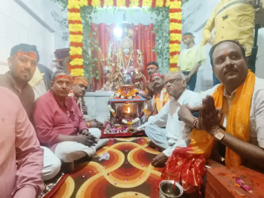 Hardoi: माँ ज्वाला देवी की पावन ज्योति के आगमन पर उमड़ा भक्तों का जनसैलाब