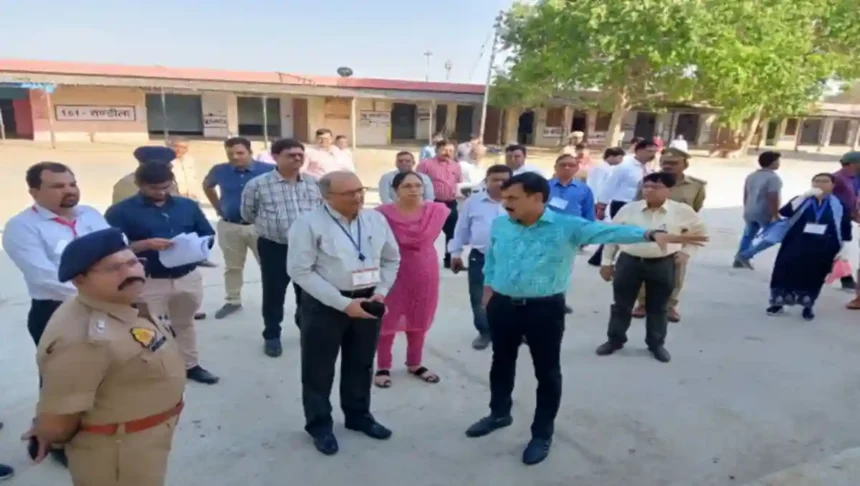 Hardoi News: मतगणना कर्मचारियों के अलावा मतगणना स्थल पर किसी को प्रवेश न दिया जायेः-प्रेक्षक