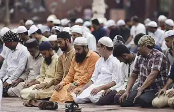 Kanpur News: शहर के बेनाझाबर ईदगाह में दो पालियों में पढ़ी जाएगी ईद की नमाज