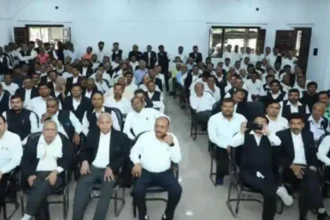 Hardoi: फैमिली कोर्ट की जज के अभद्र व्यवहार से वकीलों में नाराजगी