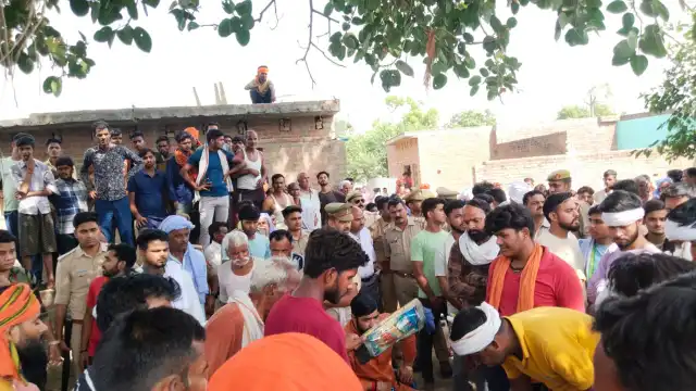 Hardoi News: युवराज की हत्या के बाद हुए बवाल को लेकर 11 नामजद व 50 से 60 अज्ञात के विरुद्ध गंभीर धाराओं में मुकदमा दर्ज