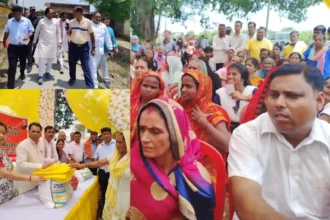 Shahjahanpur: जनपद के प्रभारी मंत्री ने बाढ़ प्रभावित क्षेत्र के कई स्थलों निरीक्षण कर बाढ़ से पीड़ित परिवारों को राहत सामग्री की वितरित