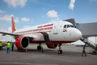 एयर इंडिया ने यात्रियों के लिए एडवाइजरी जारी कर एयरपोर्ट जाने से पहले अपनी फ्लाइट की स्थिति जांच लेने की सलाह दी