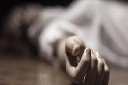 Shahjahanpur: दहेज को लेकर विवाहिता की हत्या, परिजनों ने ससुरालियों पर लगाये आरोप