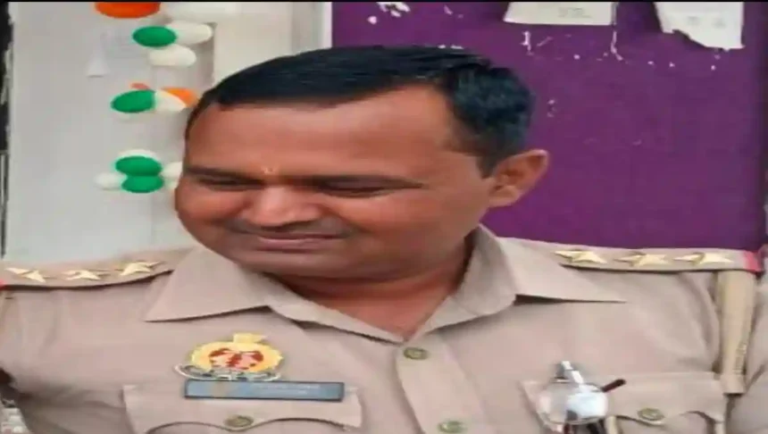 Hardoi News: एसपी ने किया पुलिस लाइन परेड ग्राउंड का निरीक्षण