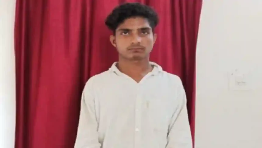 Prayagraj: यूट्यूबर गुलजार शेख रेलवे ट्रैक पर वीडियो बनाने के आरोप में गिरफ्तार