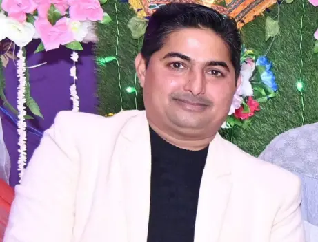 Hardoi Accident: रविवार हुए ई-रिक्शा हादसे में गंभीर घायल, युवा व्यापारी जीतू का इलाज के दौरान हुआ निधन