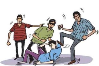 Sonbhadra News: दो पक्षों में जमकर हुई मारपीट, 5 लोग बुरी तरह घायल, मामले की जांच में जुटी पुलिस