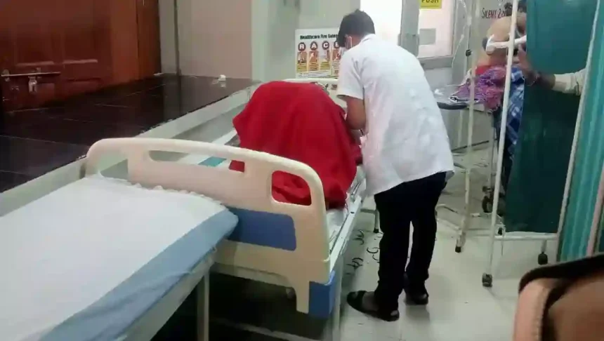 वाराणसी में गैस सिलेंडर में लगी आग में 7 झुलसे, दूध उबालते समय रेगुलेटर लीक होने से लगी आग, चार महिलाओं की हालत गंभीर