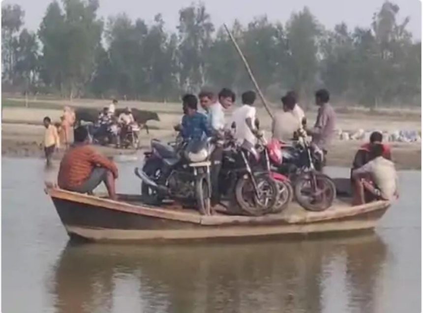 Hardoi News: 5 महीने पहले आए सैलाब में बहा नीलम नदी पर बने पुल का हिस्सा, आवाजाही बंद होने से ग्रामीणों में आक्रोश