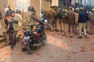 संभल हिंसा में चार की मौत, स्कूल-इंटरनेट बंद, पुलिस अधीक्षक बोले: उपद्रवियों पर लगेगी NSA