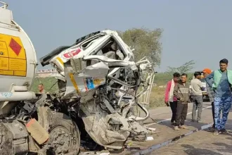 हमीरपुर में टैंकर और ट्राला की हुई भिड़ंत, सड़क हादसे में 4 की मौत, एक युवक की हालत गंभीर