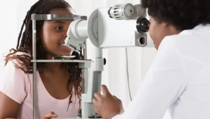 Hardoi News: निःशुल्क नेत्र चिकित्सा शिविर का हुआ आयोजन