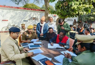 Hardoi News: सीओ की अध्यक्षता में हुआ थाना समाधान दिवस का आयोजन