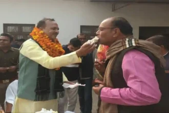 Hardoi News: गन्ना समिति के उपसभापति ने धूमधाम से मनाया विधायक का जन्मदिन