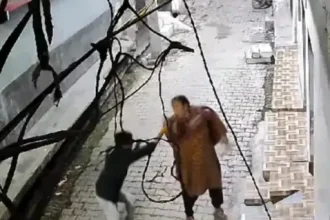 हरदोई में रास्ता पूछने को रोककर स्नेचर ने महिला के गले से झपट्टा मारकर छीनी चेन, महिला के शोर मचाने पर चेन छोड़ भागा