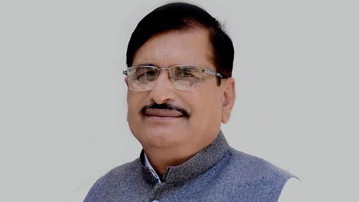 नहीं रहे अखिलेश यादव के चाचा राजपाल यादव, 73 साल की उम्र में मेदांता में ली अंतिम सांस