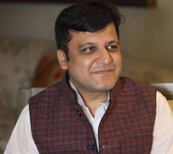 Gonda News: एक्सट्रा न्यूट्रल अल्कोहल चोरी मामले में आबकारी मंत्री ने की कार्रवाई, प्लांट सील