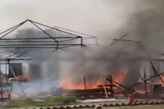 महाकुंभ मेला क्षेत्र के सेक्टर-22 में लगी आग, कई पंडाल जले