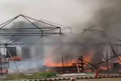 महाकुंभ मेला क्षेत्र के सेक्टर-22 में लगी आग, कई पंडाल जले