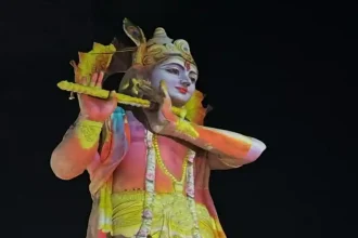 यमुना एक्सप्रेसवे पर स्थापित की गई देश की सबसे ऊंची श्रीकृष्ण प्रतिमा, हेमा मालिनी ने किया अनावरण