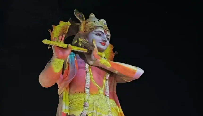 यमुना एक्सप्रेसवे पर स्थापित की गई देश की सबसे ऊंची श्रीकृष्ण प्रतिमा, हेमा मालिनी ने किया अनावरण
