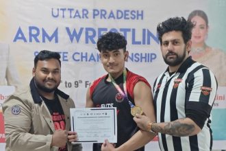 Hardoi News: आर्म रेसलिंग में स्वर्ण पदक प्राप्त कर हर्षित शर्मा ने लहराया हरदोई का परचम