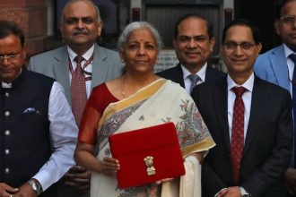 जानिए केंद्रीय बजट 2025 में आयकर स्लैब में किए गए बदलावों के बारे में...