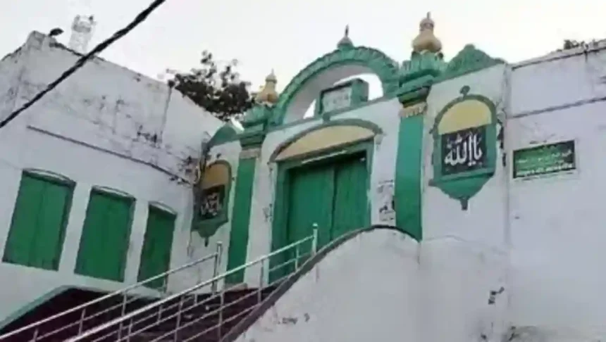 संभल मस्जिद के पेंटिंग और सफाई पर इलाहाबाद हाईकोर्ट का बड़ा आदेश: कमिटी की निगरानी में होगी पेंटिंग