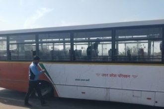 Kanpur News: चलती रोडवेज बस के पिछले दो पहिए निकले, बाल-बाल बचे बस में सवार 55 यात्री