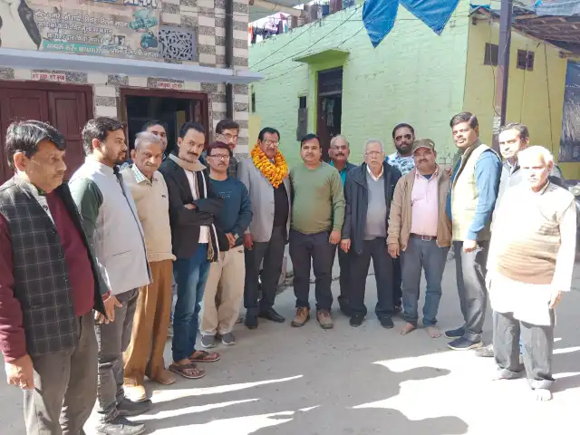 Hardoi News: अखिल भारतीय संयुक्त अधिवक्ता परिषद के संरक्षक रामेंद्र सिंह तोमर का राष्ट्रीय अध्यक्ष के आवास पर आगमन