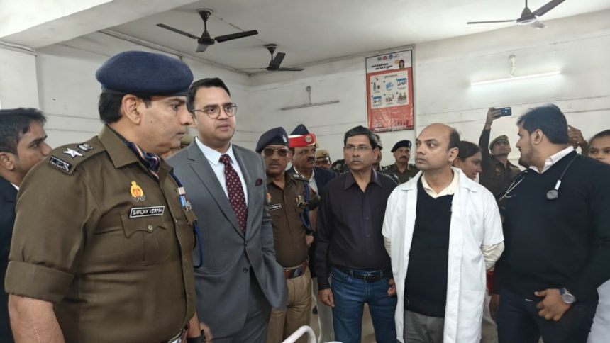 इटावा में संगम स्नान से लौट रही बस दुर्घटनाग्रस्त: बस और ट्रक में टक्कर, 2 महिलाओं की मौत, 21 घायल