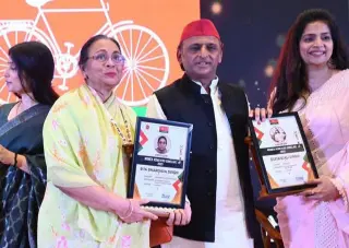 Hardoi News: संडीला का बढ़ा गौरव, भरावन की रानी रीता सिंह अजया अवार्ड से सम्मानित