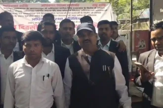 Hardoi News: यूपी में अधिवक्ता सुरक्षा अधिनियम शीघ्र लागू करने को लेकर हरदोई में 3 दिवसीय हस्ताक्षर अभियान