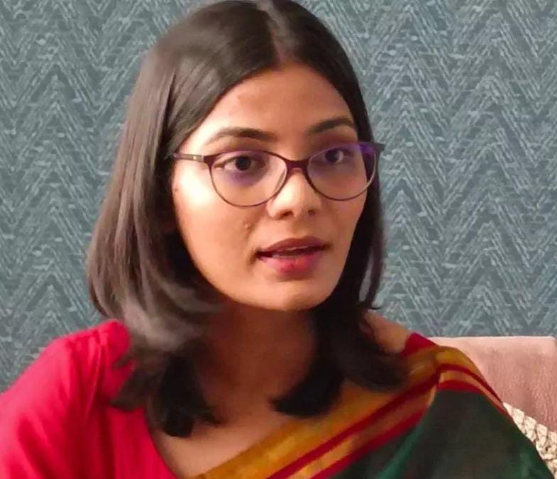 लखनऊ में नेहा सिंह राठौर के खिलाफ FIR दर्ज