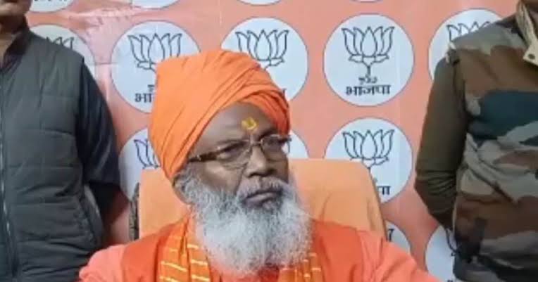 उन्नाव में गरजे साक्षी महाराज, बोले—हिंदुओं को भी तीन नहीं, चार बच्चे पैदा करने चाहिए