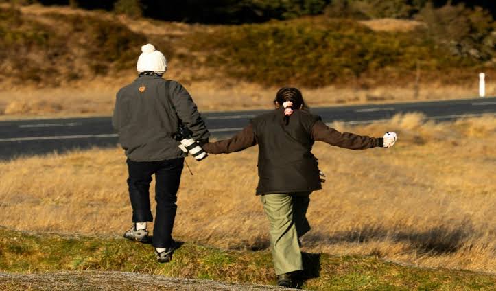 रिश्ते हो रहे तार-तार...बदायूं में 4 बच्चों की मां बेटी के ससुर संग फरार