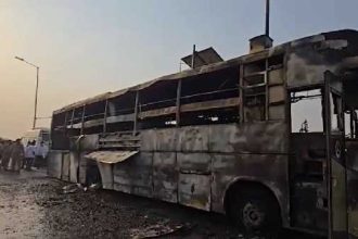 Lucknow News: बिहार जा रही एक स्लीपर बस में लगी भीषण आग, हादसे में 5 यात्रियों की जलकर दर्दनाक मौत