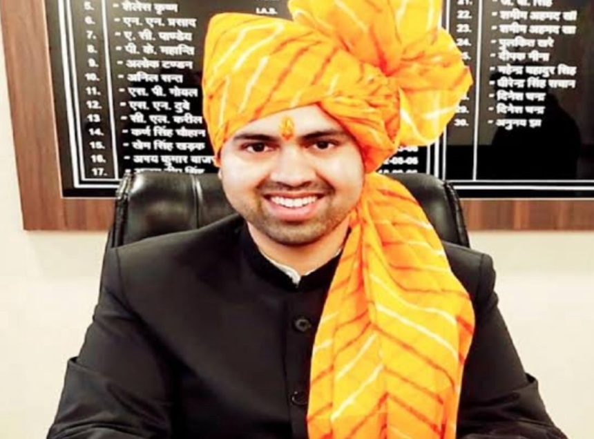 हरदोई के नए डीएम बने अनुनय झा, डीएम मंगला प्रसाद का बलिया हुआ तबादला