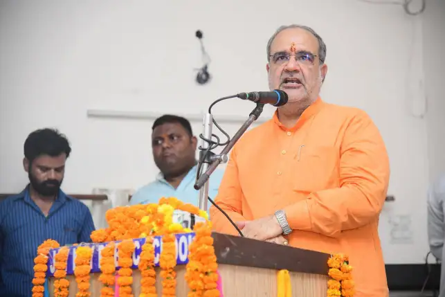 हरदोई में वीरांगना रानी अहिल्याबाई होल्कर स्मृति पर जिला संगोष्ठी का आयोजन