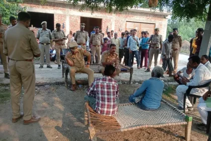 Hardoi News: हरदोई क्षेत्राधिकारी के आस्वाशन पर परिजनों ने किया अंतिम संस्कार