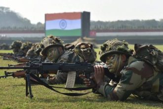 भारत पाकिस्तान संघर्ष के बीच सरकार का बड़ा फैसला, थल सेना अध्यक्ष को टेरिटोरियल आर्मी बुलाने की दी गई छूट