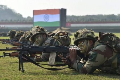 भारत पाकिस्तान संघर्ष के बीच सरकार का बड़ा फैसला, थल सेना अध्यक्ष को टेरिटोरियल आर्मी बुलाने की दी गई छूट