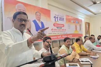 Hardoi News: सरकार के जनहित कार्यों एवं लोककल्याण योजनाओं का ‘बूथ’ स्‍तर तक प्रचार प्रसार करना है: शंकर लाल लोधी