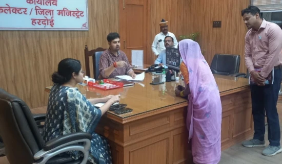 Hardoi News: जन सुनवाई में बड़ी संख्या में हुआ लोगों की शिकायतों का निस्तारण