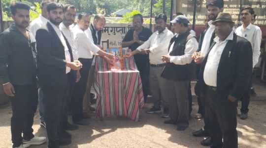 Hardoi News: अधिवक्ता परिषद के सैकड़ों कार्यकर्ताओं ने मनाया रानीलक्ष्मीबाई का १६७ वां बलिदान दिवस