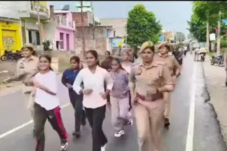 Hardoi News: मैराथन में सीबीजी इंटर कॉलेज की बालिकाओं ने दौड़ मे दिखाया दम