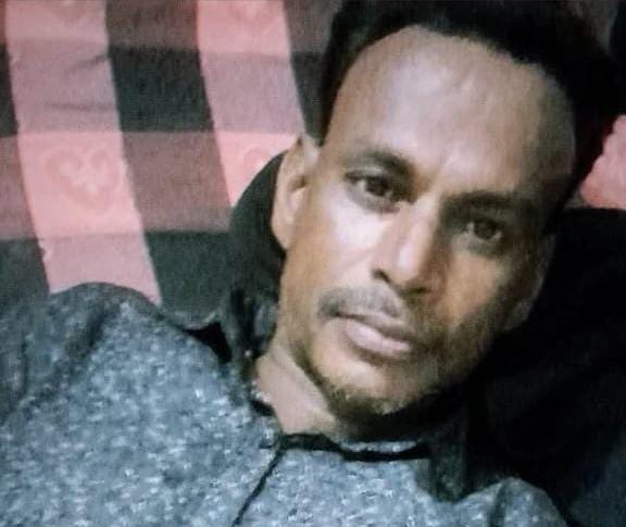 Hardoi News: ईट से कूचकर युवक की हत्या, क्षेत्र में हड़कंप