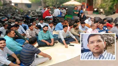 यूपी पुलिस के एनकाउंटर का सच! 20 गोली मारकर लाते हैं, लिखवाते हैं एक...धरने पर बैठे सरकारी डॉक्‍टर